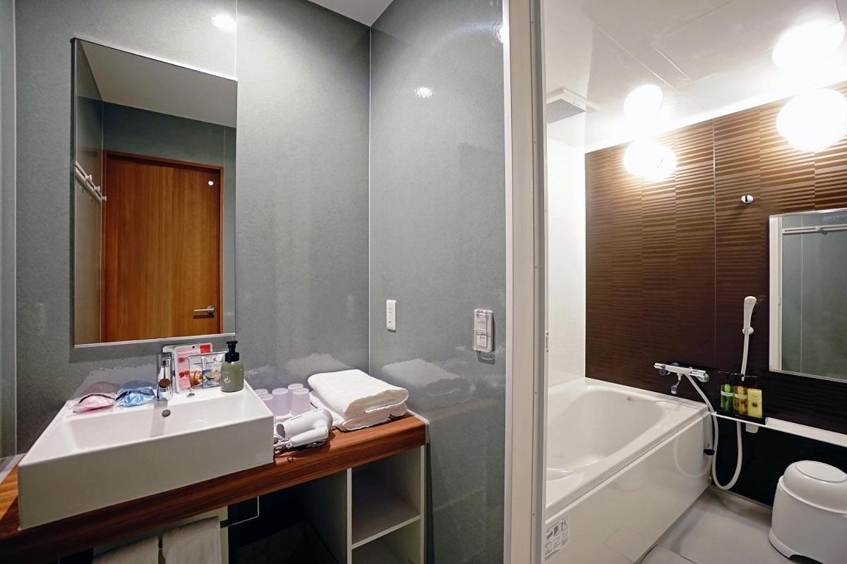 La'Gent Hotel Osaka Bay Экстерьер фото